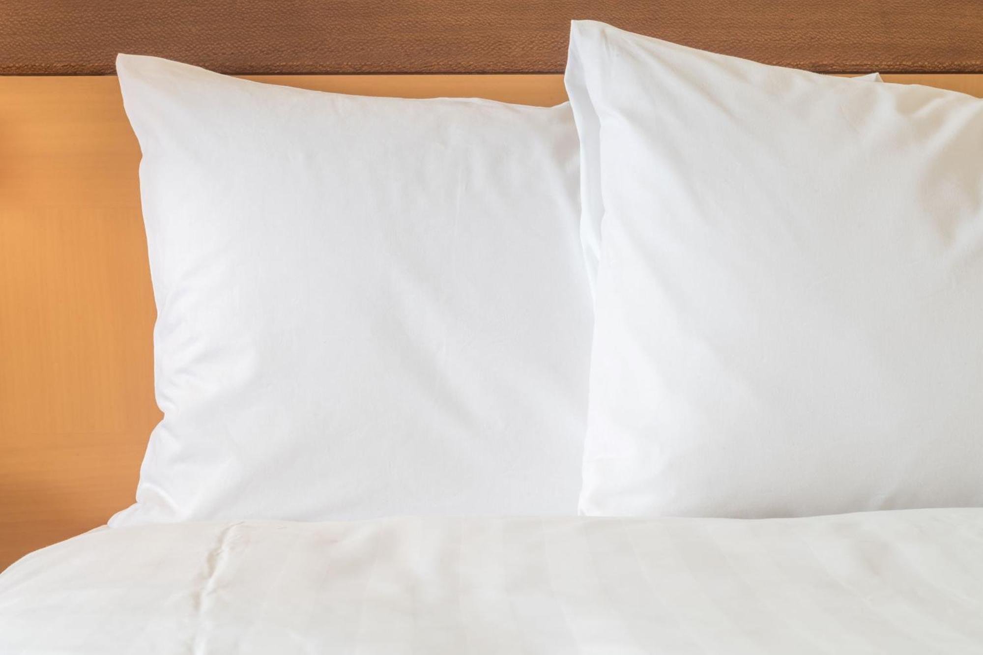 Holiday Inn Express Hotel & Suites Columbus By Ihg Bagian luar foto